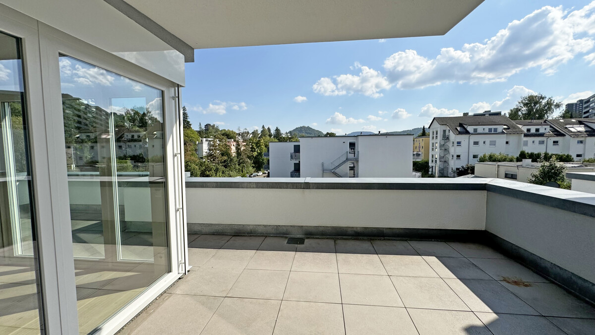 Exklusives Wohnen im Penthouse in Reutlingen-Hohbuch - Dachterrasse (4030)