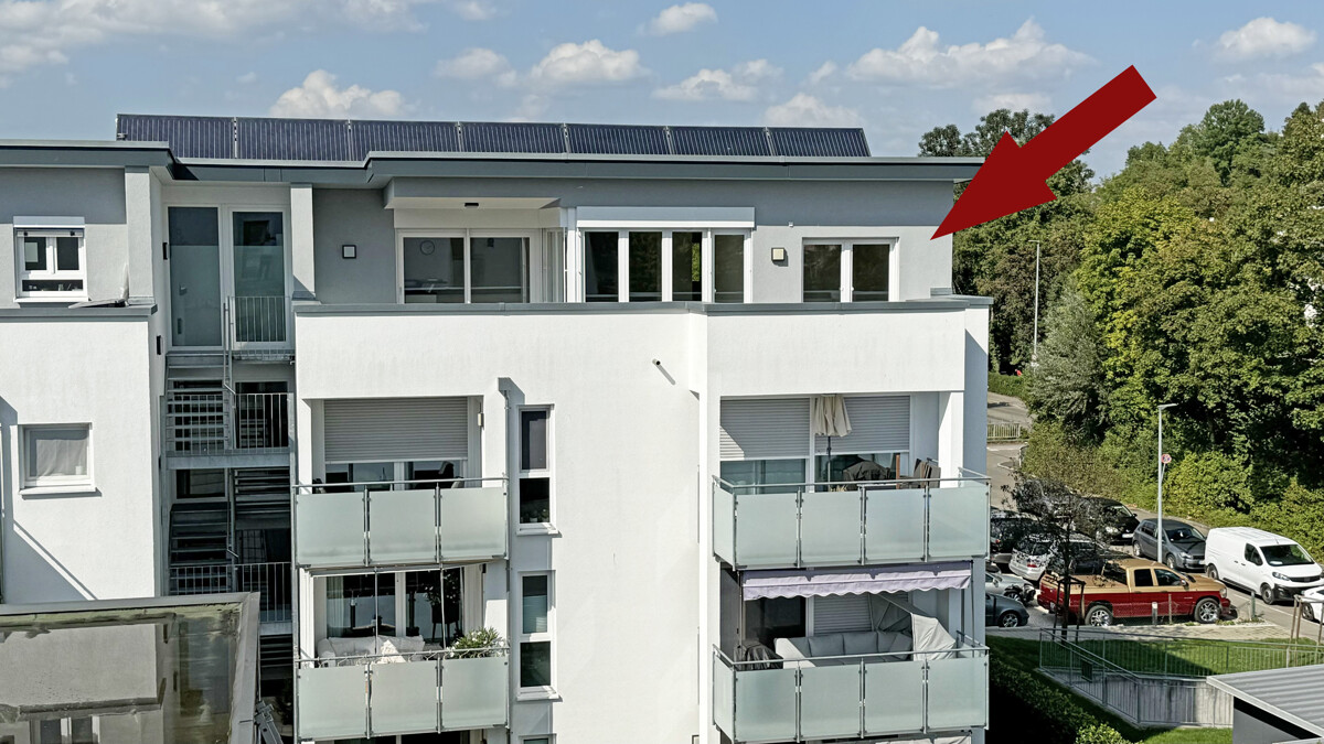 Exklusives Wohnen im Penthouse in Reutlingen-Hohbuch - Hausansicht (4034)