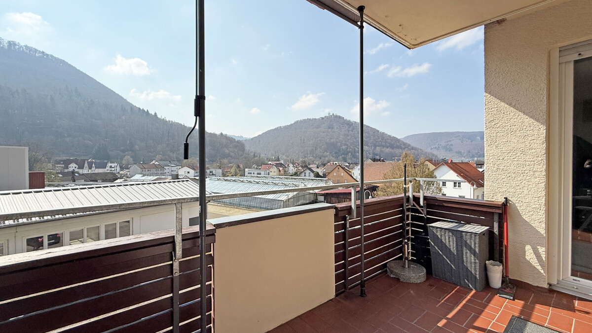 Wohnglück mit Aussicht – charmante Wohnung mit Balkon - Balkon (3758)