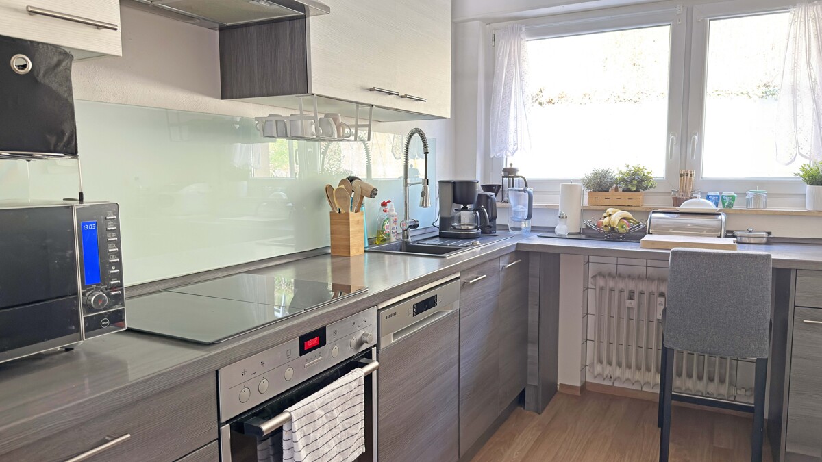 Wohnglück mit Aussicht – charmante Wohnung mit Balkon - Küche (3759)