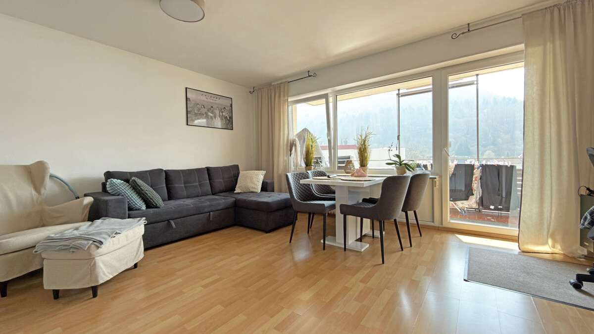 Wohnglück mit Aussicht – charmante Wohnung mit Balkon - Wohnen (3757)