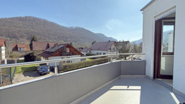 Top-Wohnung zum Sofortbezug – nur noch Koffer packen - Balkon (3583)