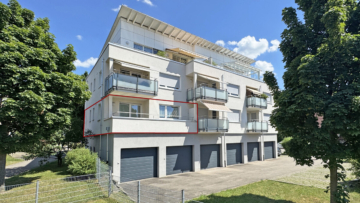 Der ideale Alterswohnsitz – barrierefrei mit Achalmblick - Hausansicht (3575)
