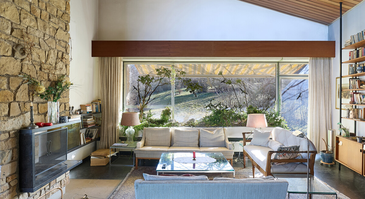 Individuelles Architektenhaus in Bestlage am Georgenberg - Wohnzimmer (4152)