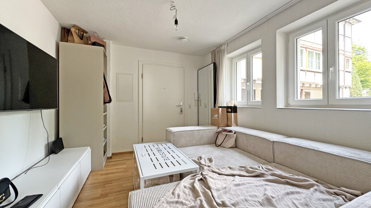 Neuwertige Singlewohnung in Zentrumslage - Wohnen (4183)