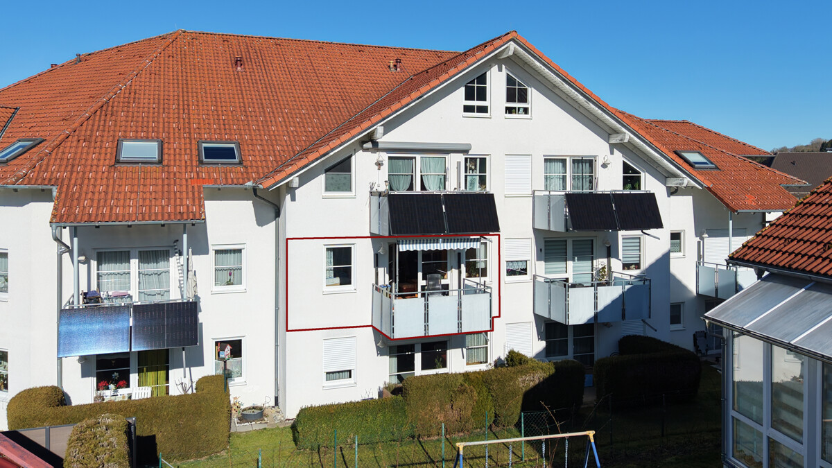 Solide Kapitalanlage mit Perspektive als Alterswohnsitz - Hausansicht (3976)