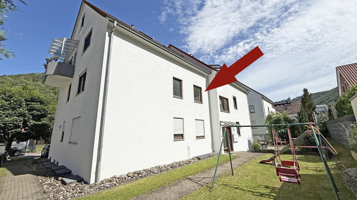 Top-Wohnung zum Sofortbezug – nur noch Koffer packen - Hausansicht (4045)